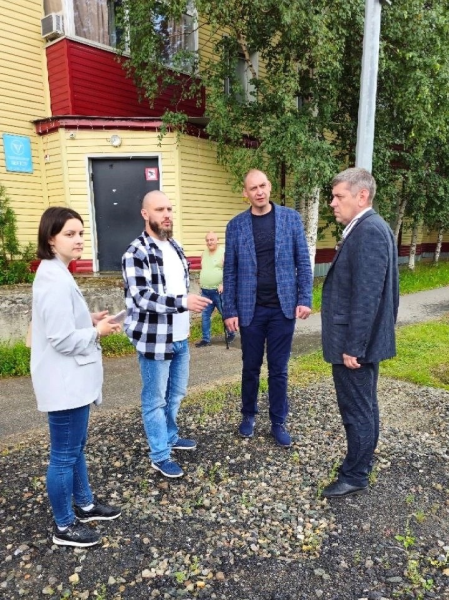 О благоустройстве и ремонте городских дорог 